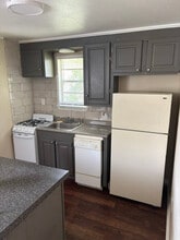 2584 Iowa St in Baton Rouge, LA - Building Photo - Building Photo