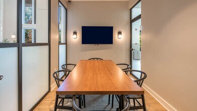 333 Ricciuti Dr in Quincy, MA - Building Photo - Building Photo