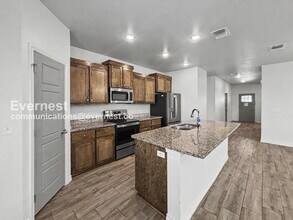 713 Freedom Cir in Nolanville, TX - Building Photo - Building Photo