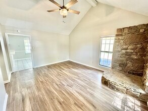 7312 Country Side Rd in Memphis, TN - Building Photo - Building Photo