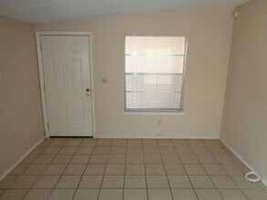3001 E Glen Dr in El Paso, TX - Building Photo - Building Photo