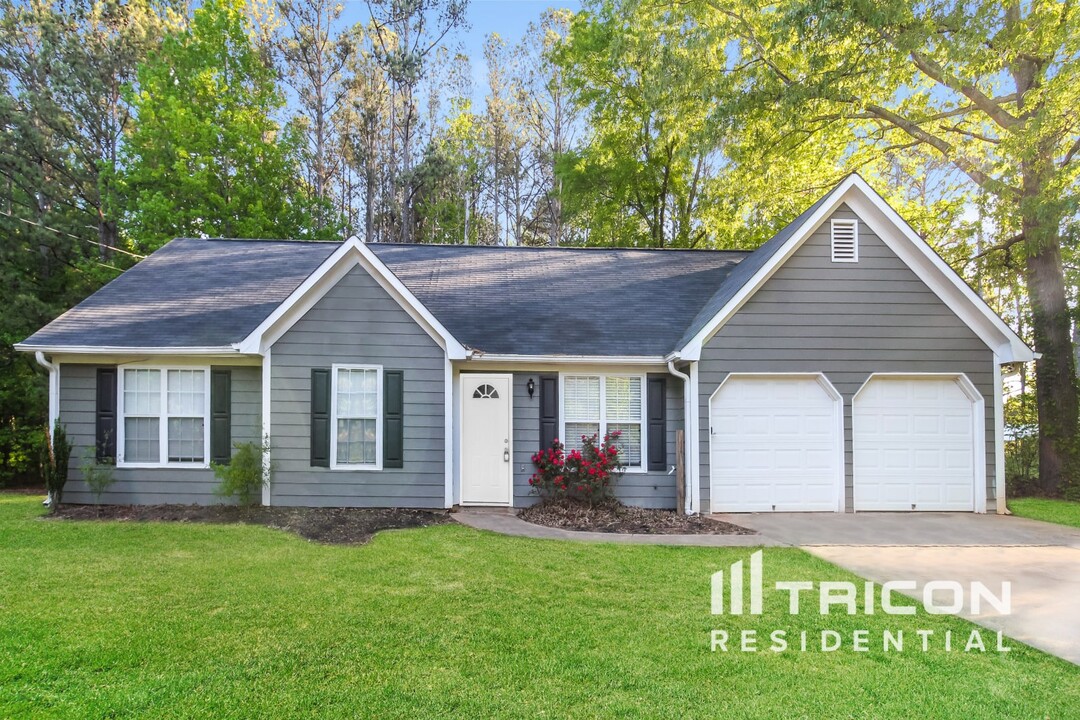 224 Oak Hill Rd in Covington, GA - Building Photo
