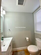 199 Boylston St, Unit 1 in Brookline, MA - Building Photo - Building Photo