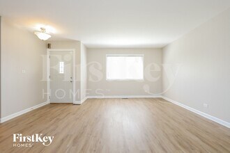 133 Huntingwood Rd in Matteson, IL - Foto de edificio - Building Photo