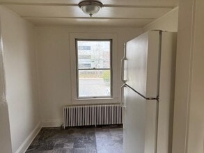 49 Congers Rd in New City, NY - Building Photo - Building Photo