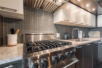 1820 Peachtree St NW in Atlanta, GA - Foto de edificio - Building Photo