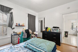 78 Hillside St, Unit 3 in Boston, MA - Foto de edificio - Building Photo