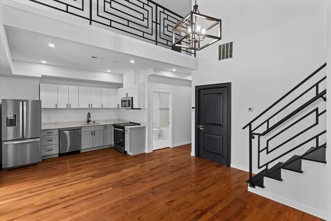 property at 280 Essex St