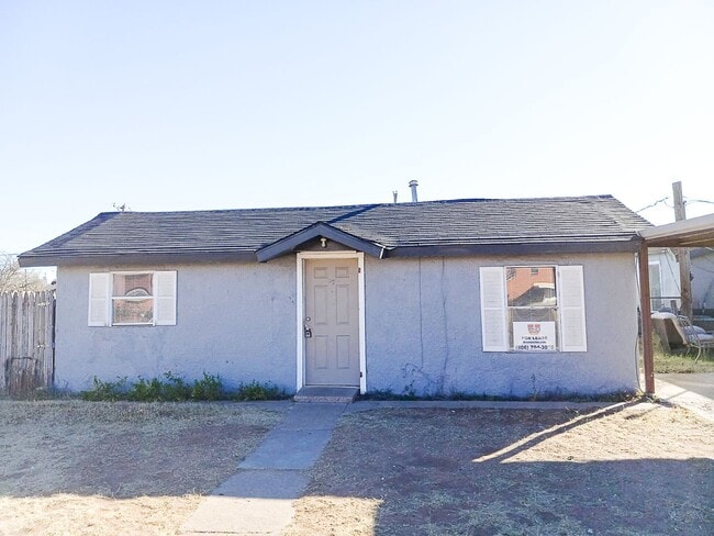 710 9th St in Levelland, TX - Building Photo - Building Photo