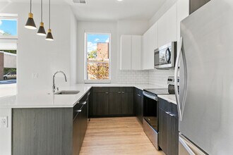 5945 6th Ave in Kenosha, WI - Building Photo - Building Photo