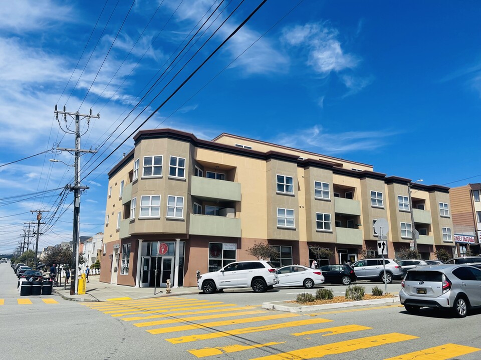 1798 39th Ave, Unit 204 in San Francisco, CA - Foto de edificio
