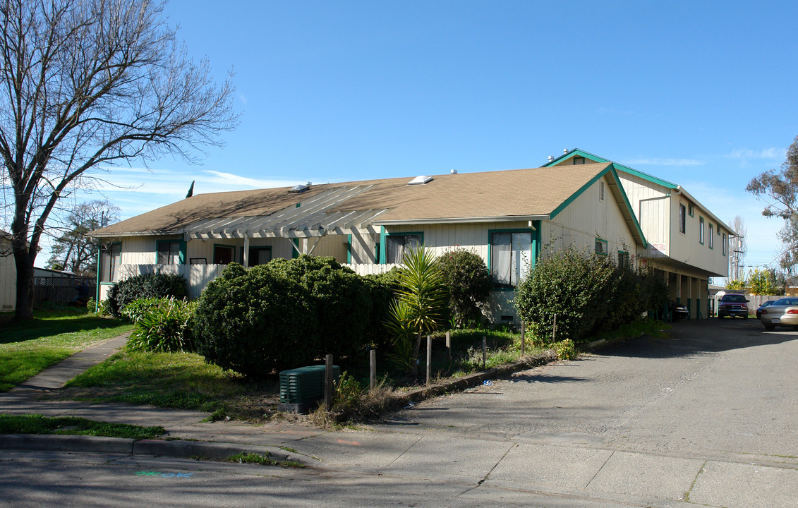 2369 Kenton Ct in Santa Rosa, CA - Foto de edificio