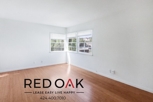 property at 422 S Coronado St