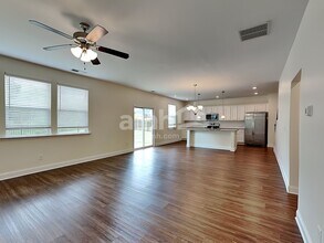 241 Lake Vista Dr in Loganville, GA - Building Photo - Building Photo