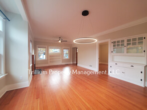 1411 SE 49th Ave in Portland, OR - Building Photo - Building Photo