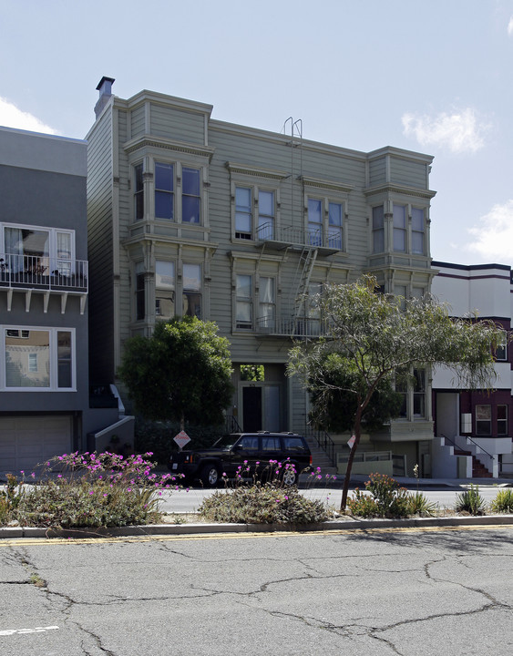 925 Guerrero St in San Francisco, CA - Building Photo