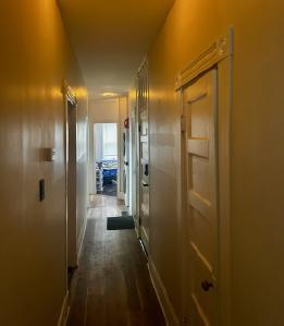 property at 9 Chilcott Pl