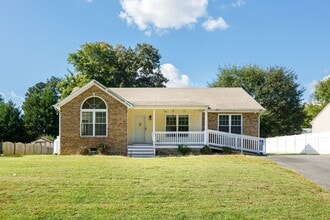 6624 Old Zion Hill Rd in Richmond, VA - Building Photo - Building Photo
