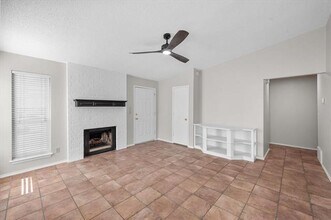 1110 Fairhaven Dr in Mansfield, TX - Building Photo - Building Photo