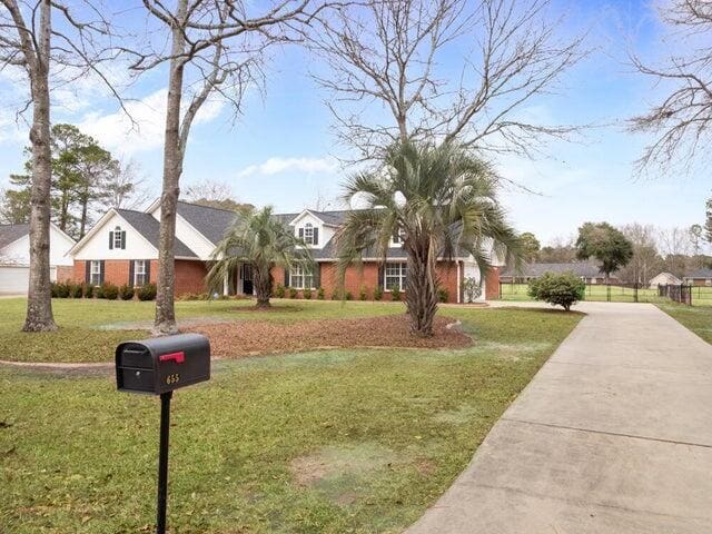 655 Torrey Pines Dr in Sumter, SC - Building Photo - Building Photo