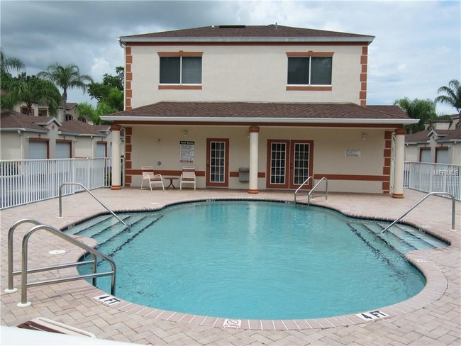 Mediterranea Garden Homes in Sarasota, FL - Foto de edificio - Building Photo