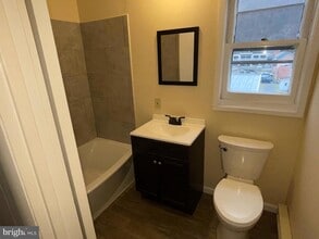 45 N Green St, Unit 6 in Berkeley Springs, WV - Building Photo - Building Photo