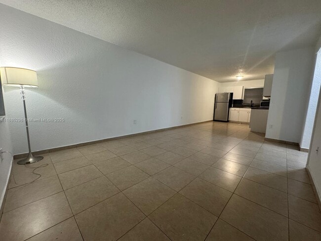 6278 W 22nd Ct in Hialeah, FL - Building Photo - Building Photo