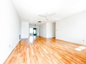 905 SW 3rd Ave in Boynton Beach, FL - Foto de edificio - Building Photo