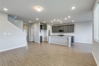 12912 Cerro Castellan Trace in Manor, TX - Building Photo - Building Photo