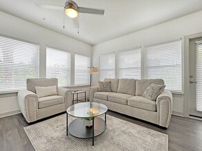 2615 N Grady Ave in Tampa, FL - Building Photo - Building Photo
