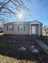 619 E Jackson St in Union City, TN - Building Photo