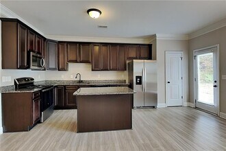 218 Cranbrooke Dr in Dallas, GA - Building Photo - Building Photo