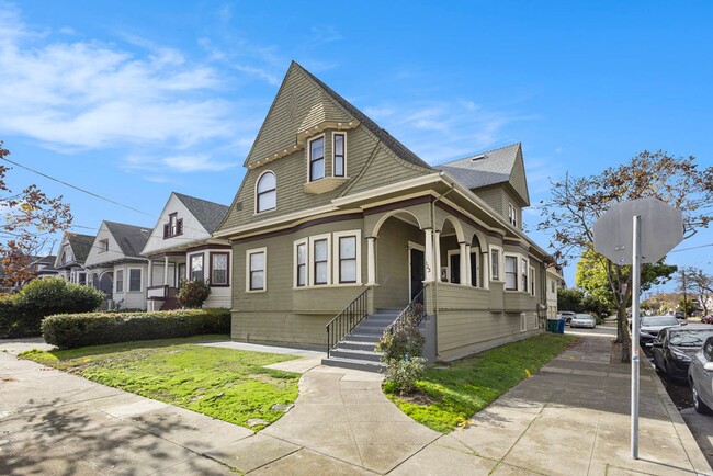 1423 Caroline St in Alameda, CA - Building Photo - Building Photo
