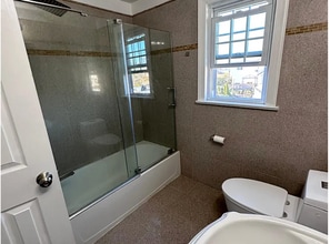 46 Union Ave in Little Ferry, NJ - Building Photo - Building Photo