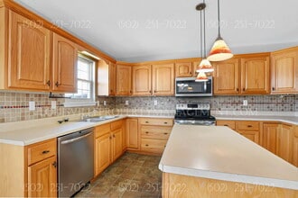 3645 Rolling Ridge Way in Jeffersonville, IN - Building Photo - Building Photo