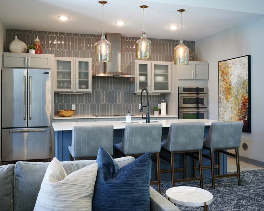 Valley Creek Apartments in Woodbury, MN - Foto de edificio