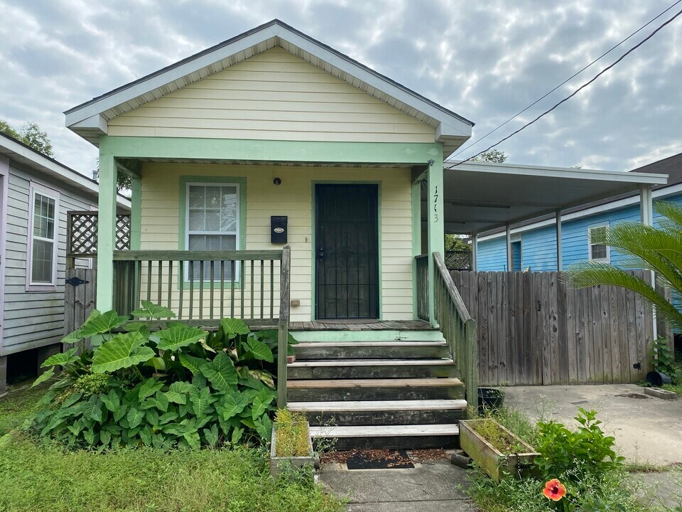 1713 Bartholomew St in New Orleans, LA - Building Photo