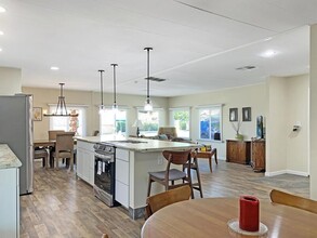 73250 Broadmoor Dr in Thousand Palms, CA - Building Photo - Building Photo