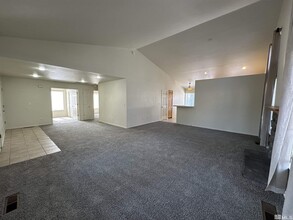 5434 Tappan Dr in Reno, NV - Building Photo - Building Photo