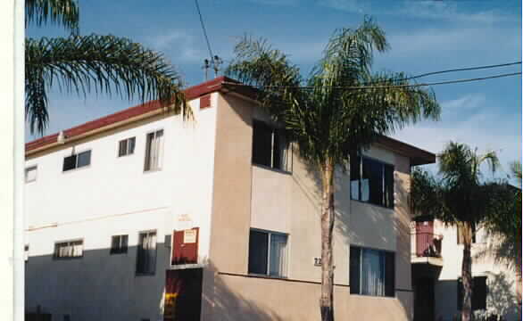 Sea Aire Apartments in Huntington Beach, CA - Foto de edificio