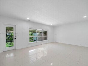 4850 SW 5th Terrace in Coral Gables, FL - Building Photo - Building Photo