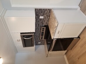 3823 42nd St in Sarasota, FL - Foto de edificio - Building Photo