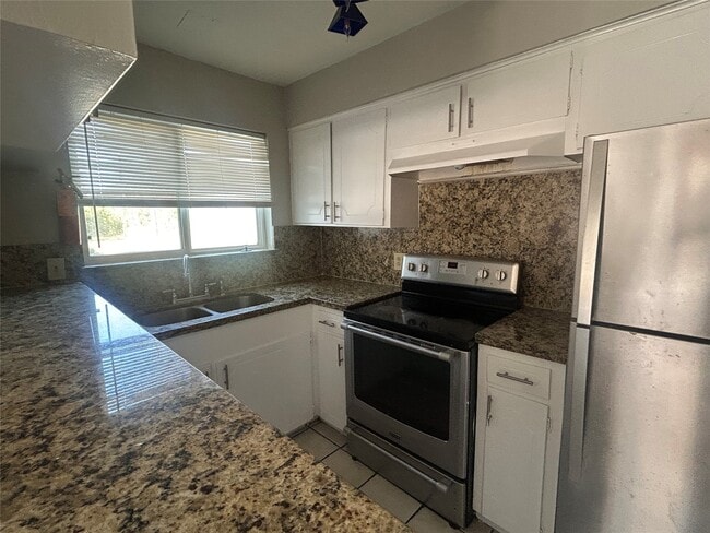 6702 Biggs Ct in Houston, TX - Building Photo - Building Photo