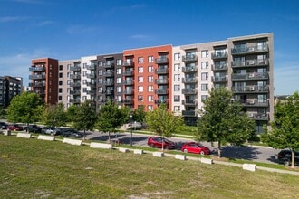 Le DIX65 in Boisbriand, QC - Building Photo - Building Photo