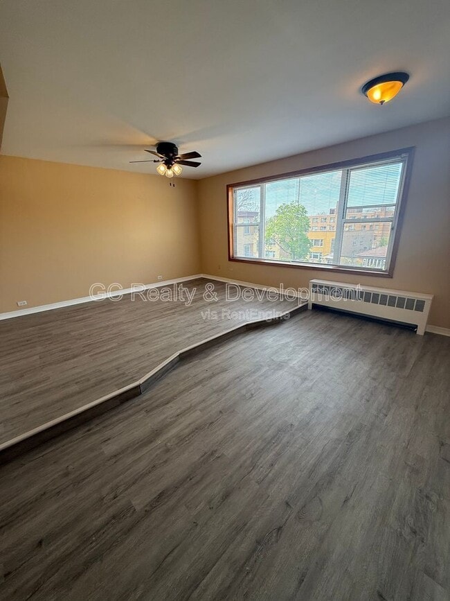 2621 W Fitch Ave in Chicago, IL - Building Photo - Building Photo