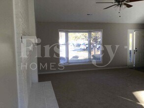 5800 Old Meadow Rd in Charlotte, NC - Building Photo - Building Photo