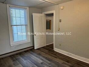 53 Parker St in Brewer, ME - Building Photo - Building Photo