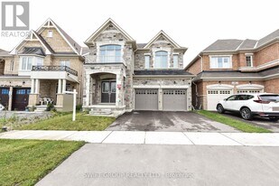 24 Dotchson Ave in Caledon, ON - Building Photo
