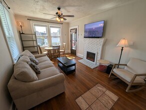 28 Woodrow Ave in Asheville, NC - Building Photo - Building Photo