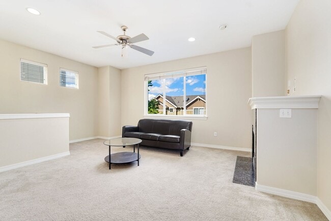 24045 40th Ln SE in Bothell, WA - Building Photo - Building Photo